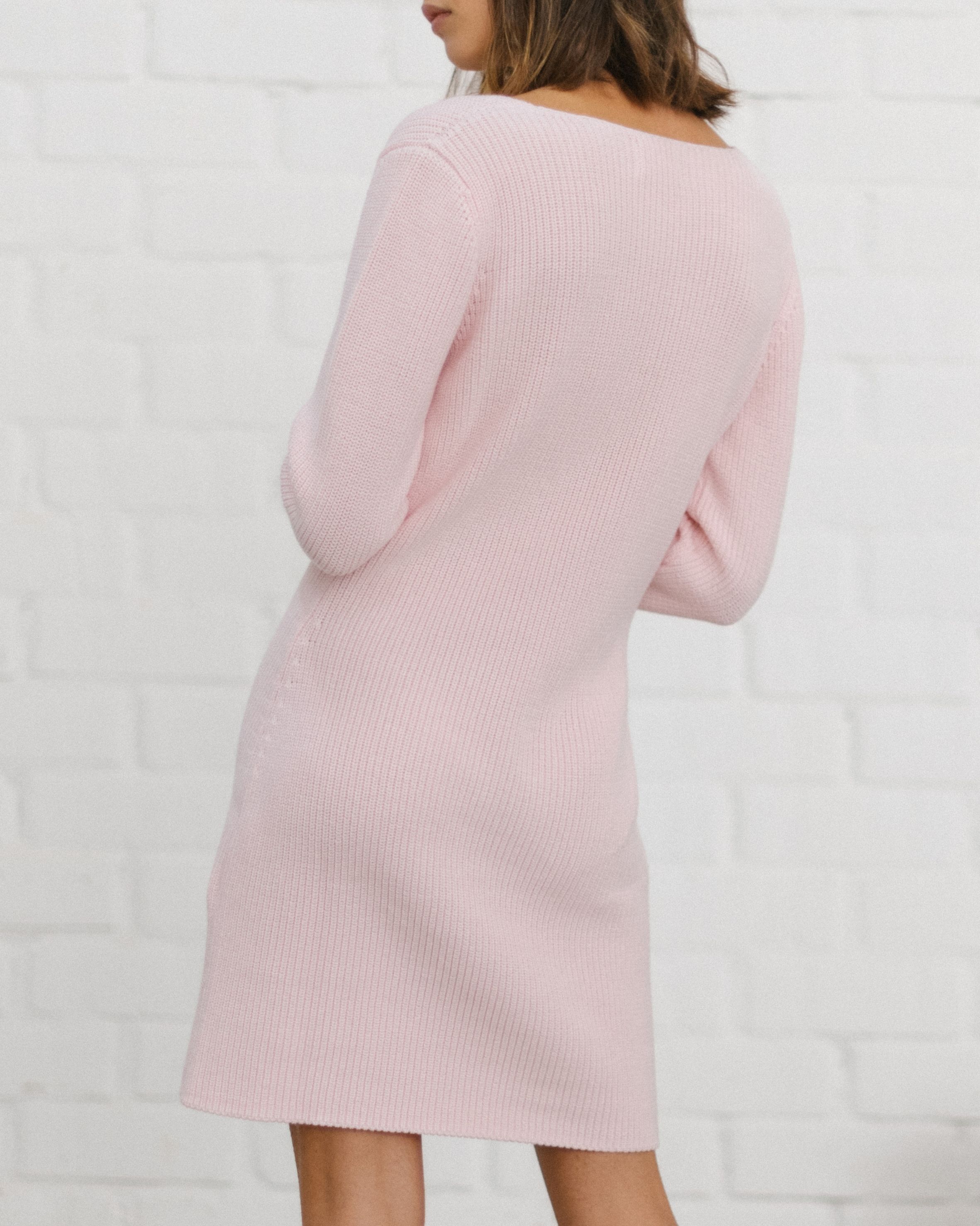 playful-pale-pink-opened-back-knit-dress-cotton-dresses-alohas-270681_39fc91c7-c078-42e4-97b7-9f089d7df7d3.jpg